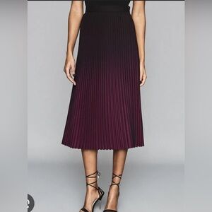 NWT Reiss Marlie Pleated Ombré Skirt in Black and Berry in US6/ UK10